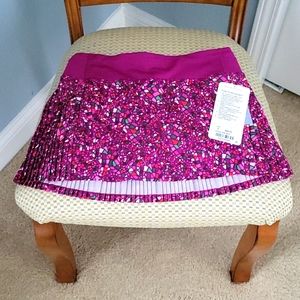 NWT RARE Vintage Pleated Lululemon Time to Shine Skirt Sz4